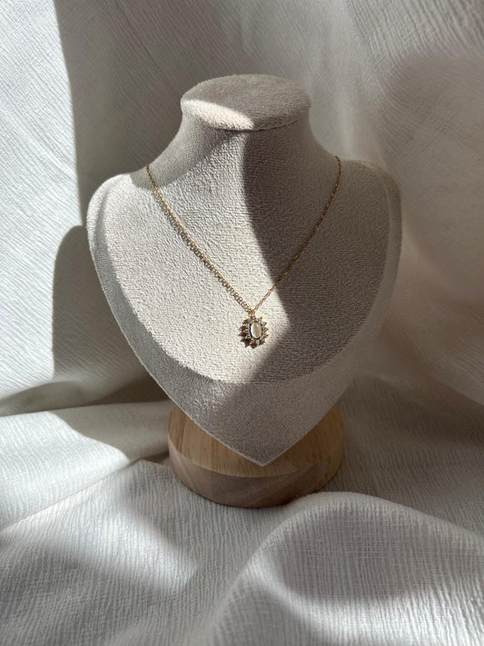 Collier Emma