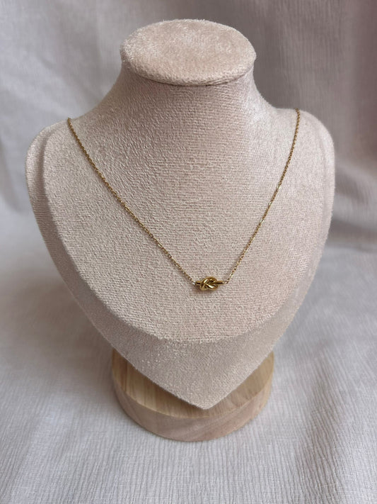 Collier Lory
