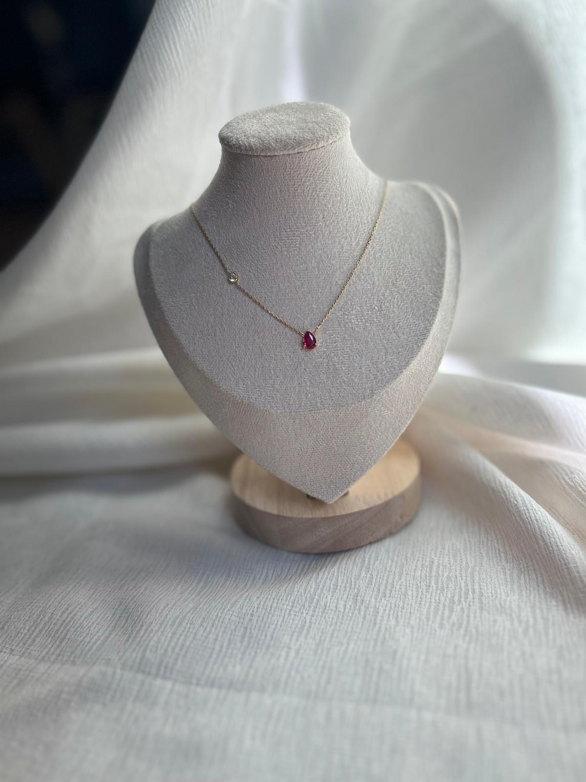 Collier Lina